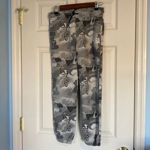 NBA Sweat Pants Comfort Fit Gray Sweatpants Big Boy/Teen Size 14-16